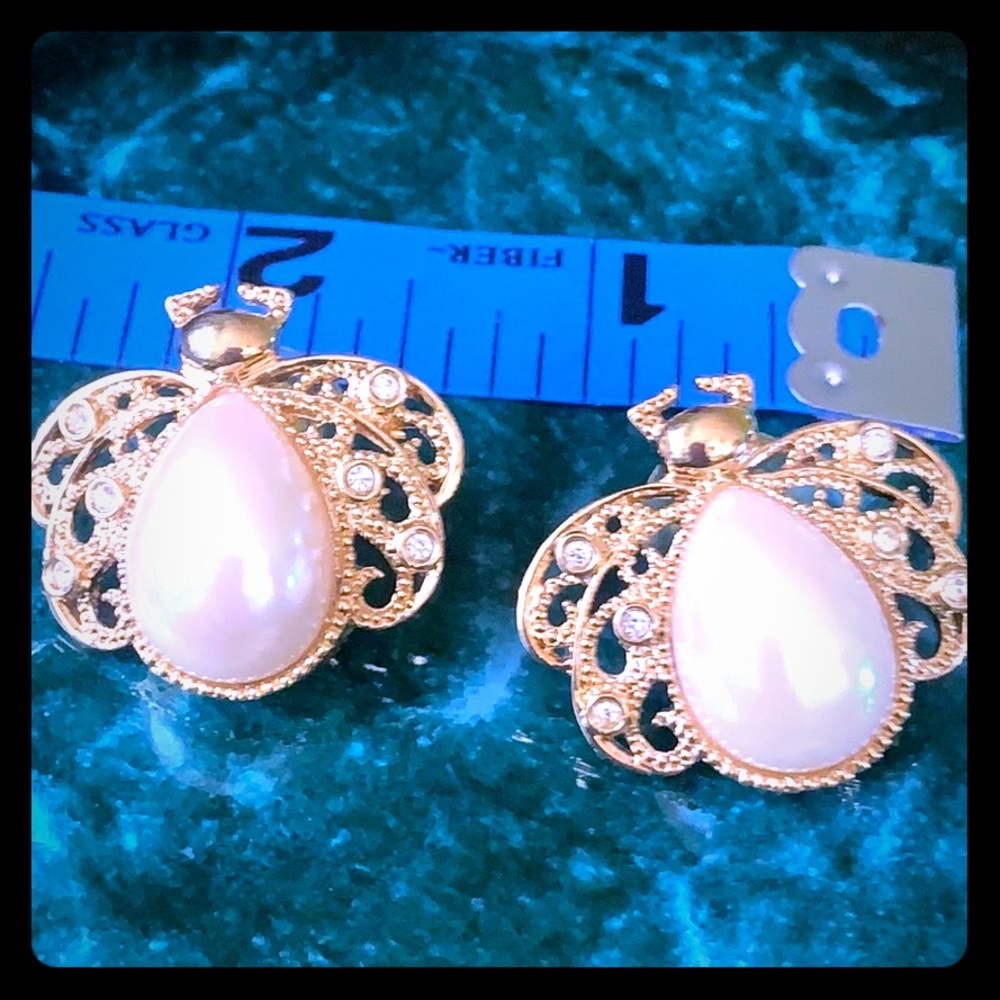 Bee or butterfly earrings could be both?